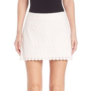 NWT Lilly Pulitzer Tate Eyelet Skirt Resort White